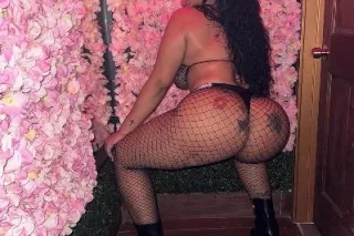 Hello, I’m looking for new friends 🥰🥰😘 - Image 2